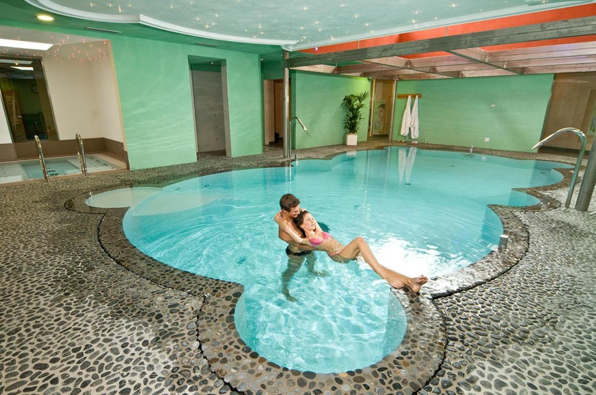 Hotel Panorama Wellness & Resort Malosco Extérieur photo